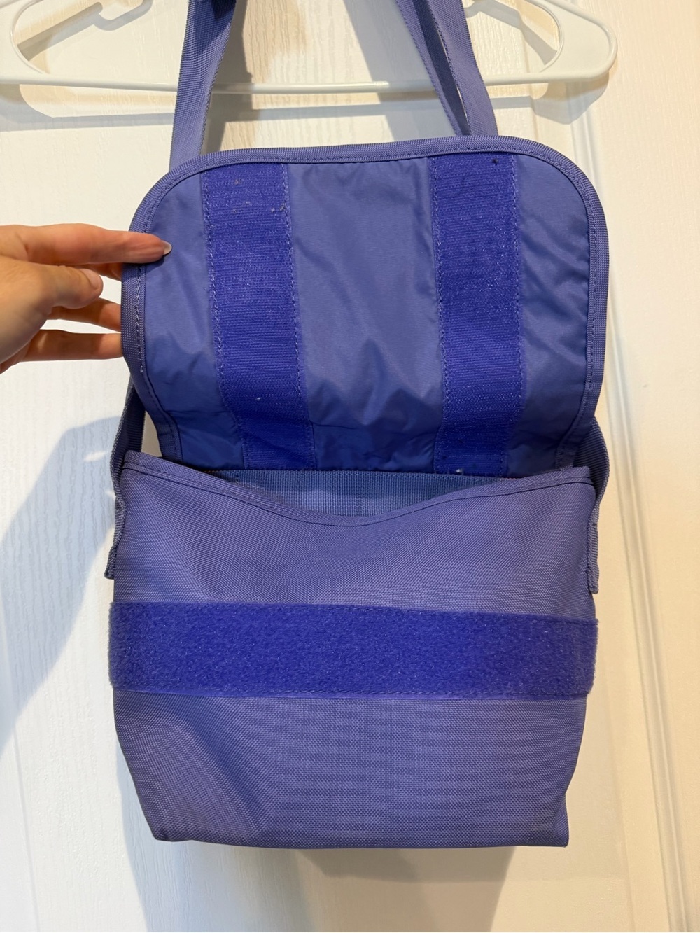 Herschel Supply Company Lavender Crossbody Bag - Picture 4 of 6